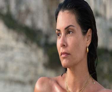 'Εξαλλη έγινε η Κορινθίου με κάποια σχόλια για το διαζύγιό της
