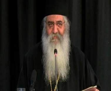 «Οι γκέι βρωμούν, αναδύουν μια μπόχα»