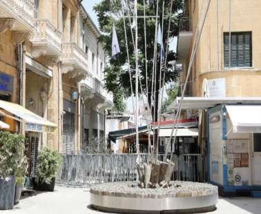 Υπήκοος τρίτης χώρας επιτέθηκε σε αστυνομικούς στο οδόφραγμα Λήδρας