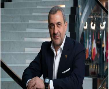 Λουκάς Φουρλάς: Το ποίημα που αφιέρωσε στην κορούλα του και το τατουάζ στο μπράτσο του με εκείνην