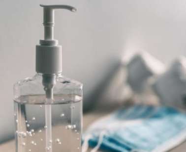 Έβαλαν αντισηπτικό στο νερό και δηλητηρίασαν τους συμμαθητές τους