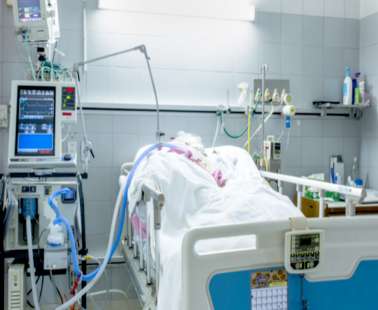 Ήθελε να εμβολιαστεί αλλά δεν τον άφησε το παιδί του