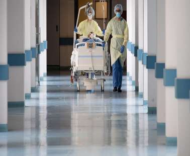 Δεν δέχεται πως νόσησε από κορωνοϊό