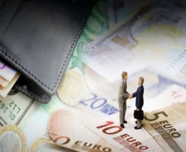 €2.202 ο μέσος ακαθάριστος μισθός υπαλλήλου στην Κύπρο το 2022