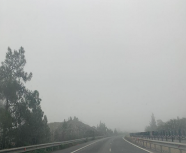 Ολισθηρότητα και ομίχλη «φρενάρουν» το Τρόοδος