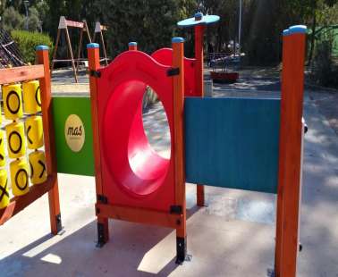 Το Νέο Παιχνίδι για Παιδιά με αναπηρία, στο πάρκο Ακροπόλεως