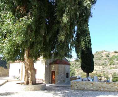 O ναός αφιερωμένος στην Κοίμηση της Θεοτόκου στην Λάγια