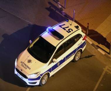Την έβαλαν σε όχημα, την χτύπησαν και της έκλεψαν 20 ευρώ