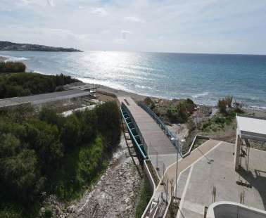Ο μεγαλύτερος παραλιακός πεζόδρομος της Κύπρου ανοίγει τις πύλες του