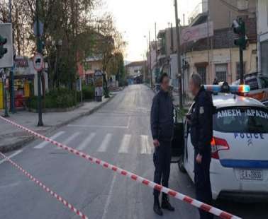 Οι Ρομά στη Λάρισα έστησαν τρικούβερτο γλέντι
