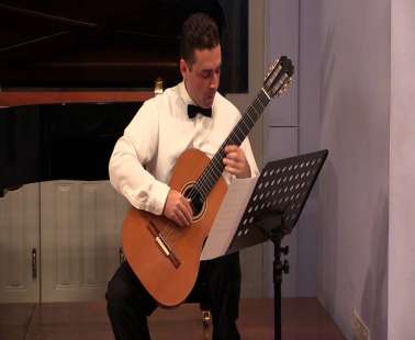 Ο κιθαρίστας και βαρύτονος Σωτήρης Κασπαρίδης παρουσιάζει το ρεσιτάλ κιθάρας