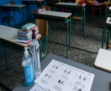 Υποχρεωτική χρήση μάσκας για όλους άνω των 12 ετών