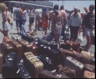 1500 tourists left Cyprus scared one day before the Turkish invasion