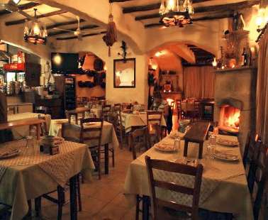 Do you want to eat delicious high quality food in Paralimni?