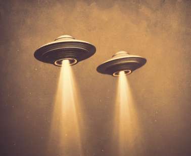 Διάσημος τραγουδιστής αποκάλυψε πως είδε UFO στην Κύπρο