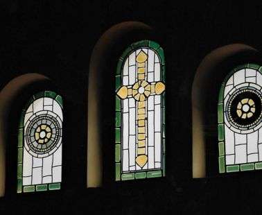 A one-stop shop for glass art in Limassol