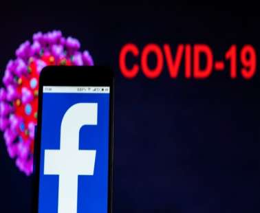 Facebook: Ξεκινάει νέο αγώνα για την παραπληροφόρηση κατά των εμβολίων COVID-19 στα παιδιά