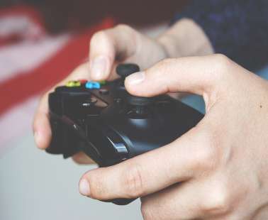 Χτύπησε τον σύντροφό της γιατί…… έπαιζε PlayStation