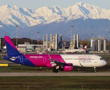 Ξεκινά ξανά πτήσεις προς Φινλανδία η Wizz Air
