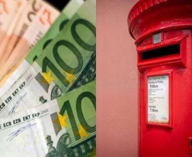 Άνδρας αφήνει χρήματα μέσα σε γραμματοκιβώτια