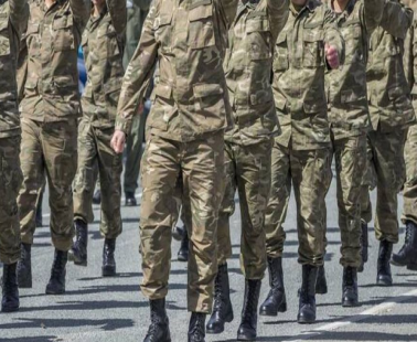 ΥΠΑΜ: Υπάρχουν άποροι στρατιώτες αλλά υπάρχει δόση υπερβολής