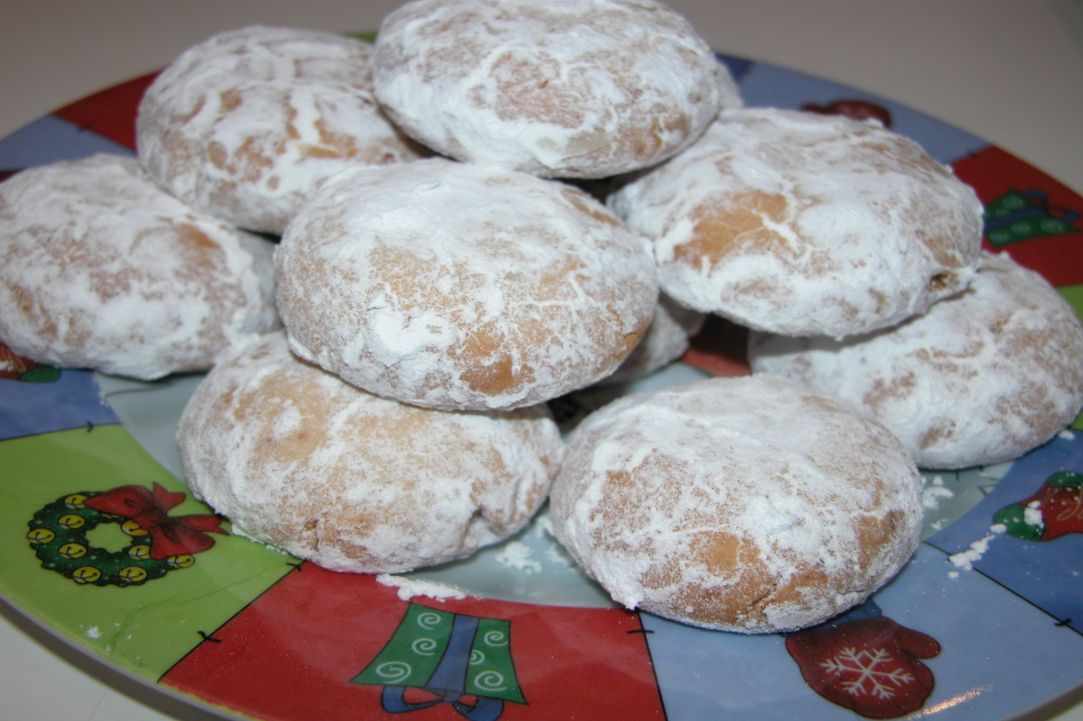 Kourabiedes (Traditional Christmas recipe) gallery image 1