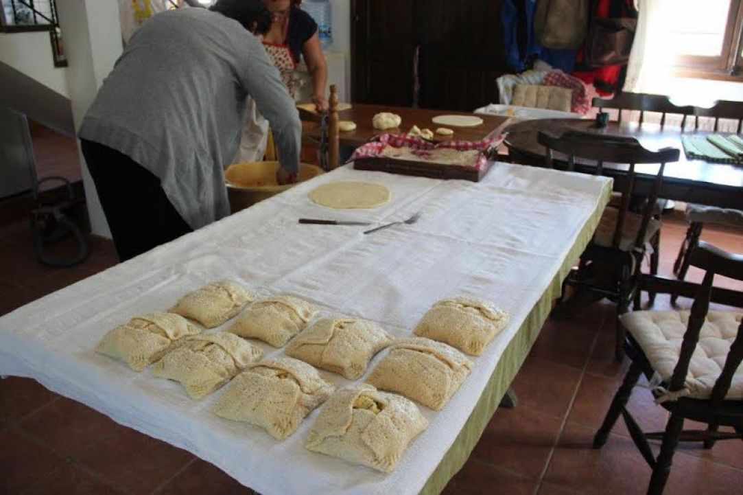 "Flaouna" - Easter bread gallery image 3
