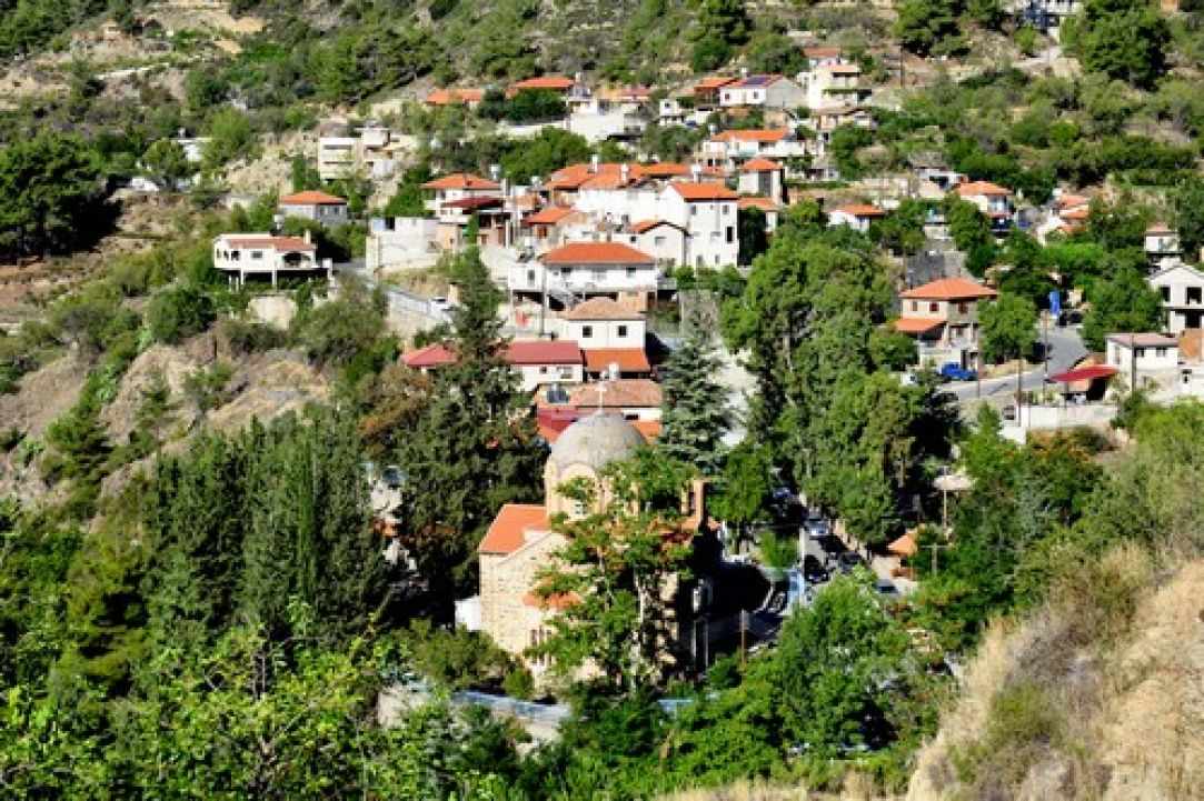 Potamitissa Village