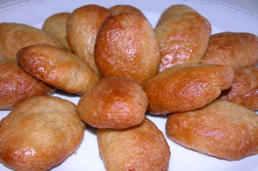 Melomakarona (Christmas Honey cookies)