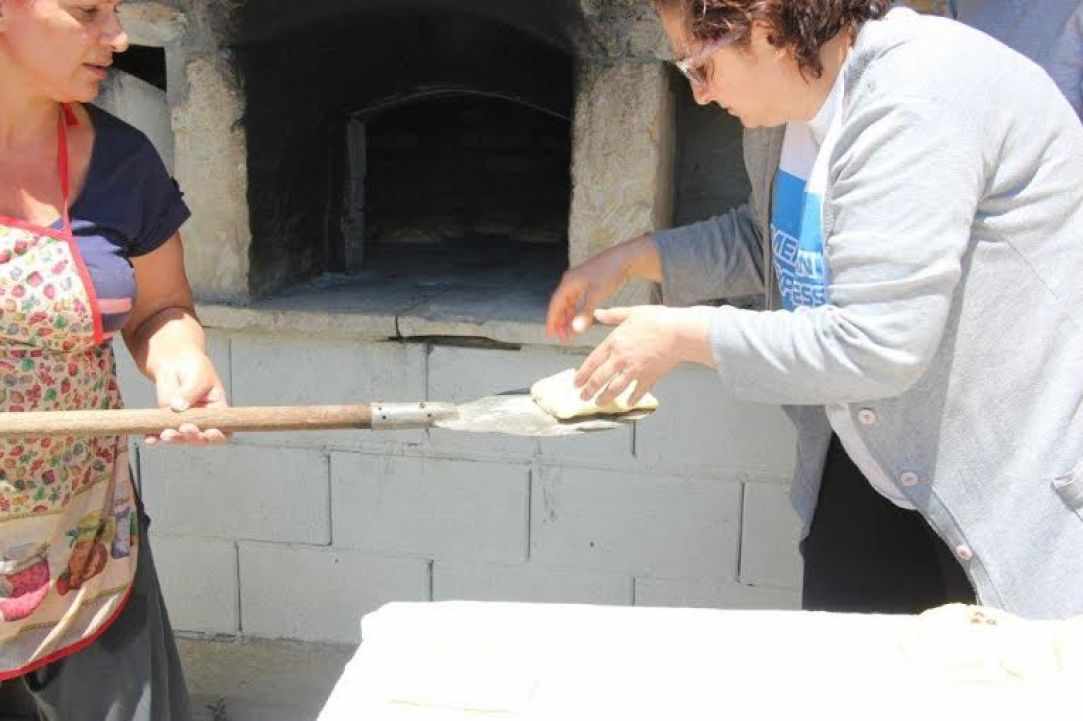 "Flaouna" - Easter bread