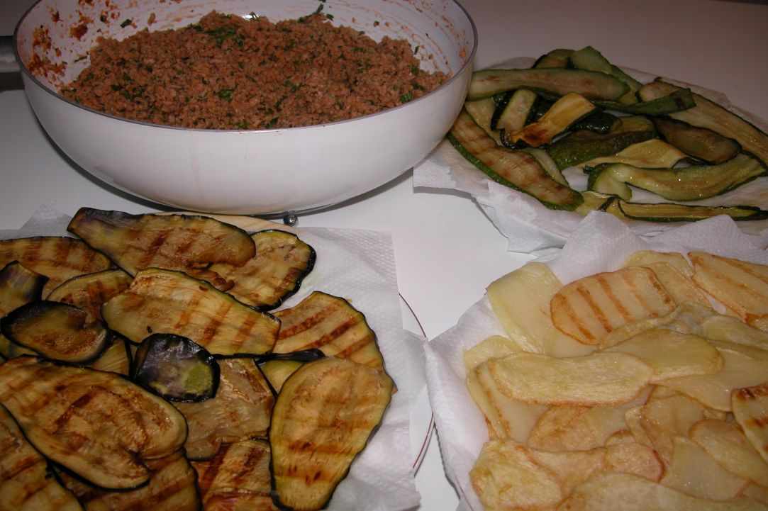 Mousakka (Traditional Recipe)