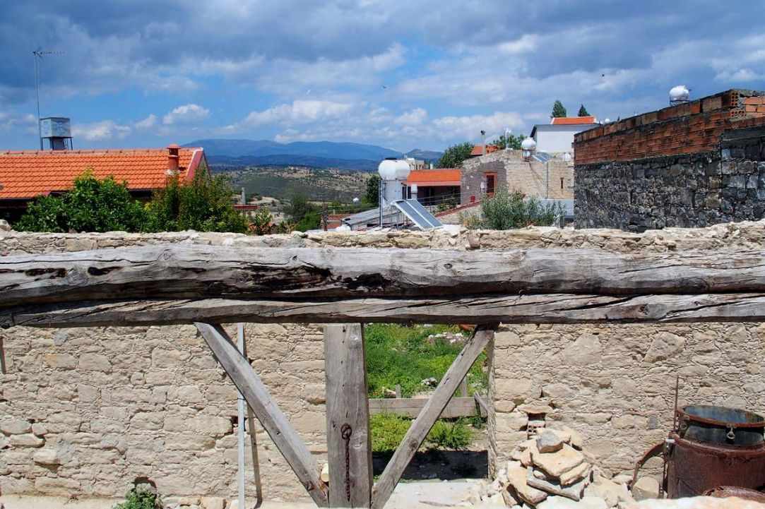 Dora Village