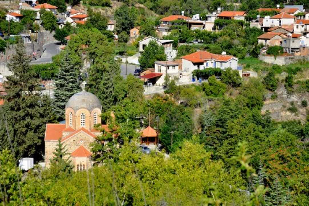 Potamitissa Village