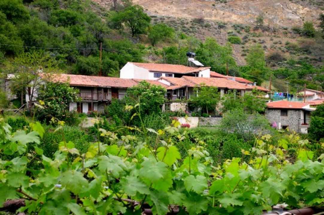 Potamitissa Village