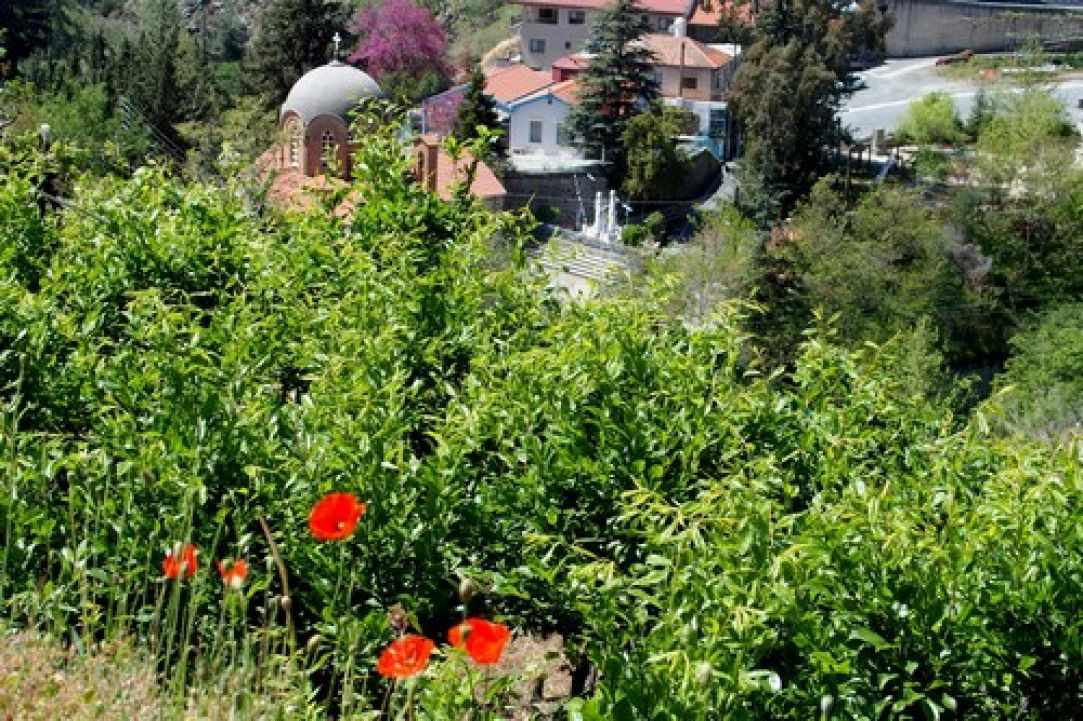 Potamitissa Village