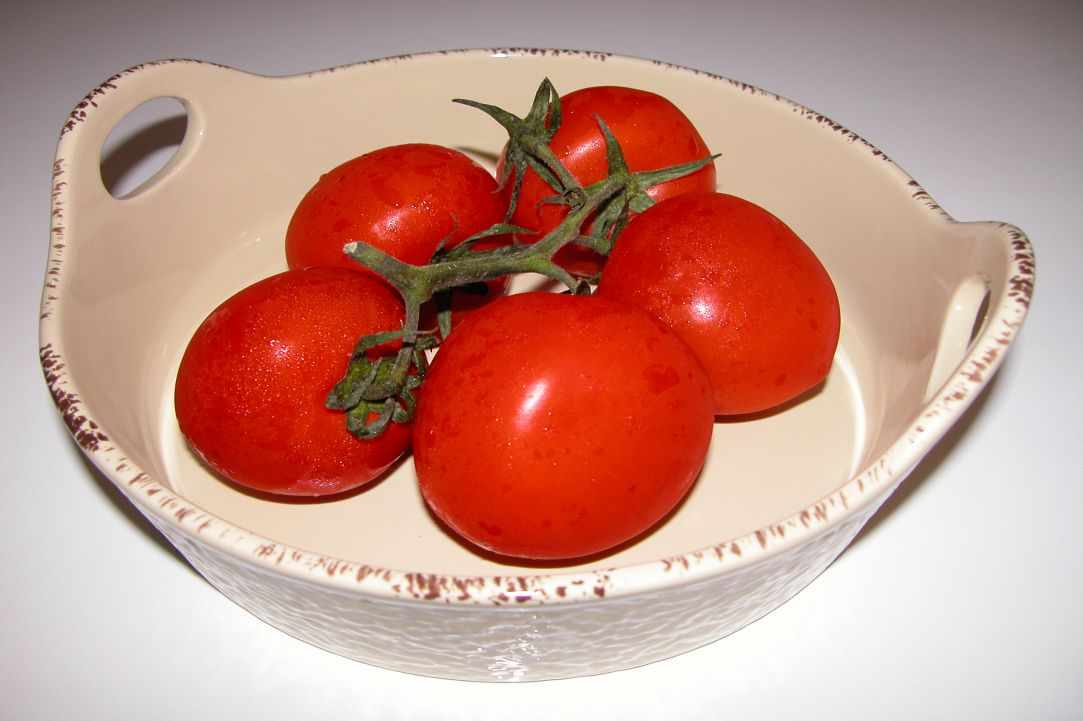 Tomato and Glistirida(Purslane) Salad- Recipe gallery image 2