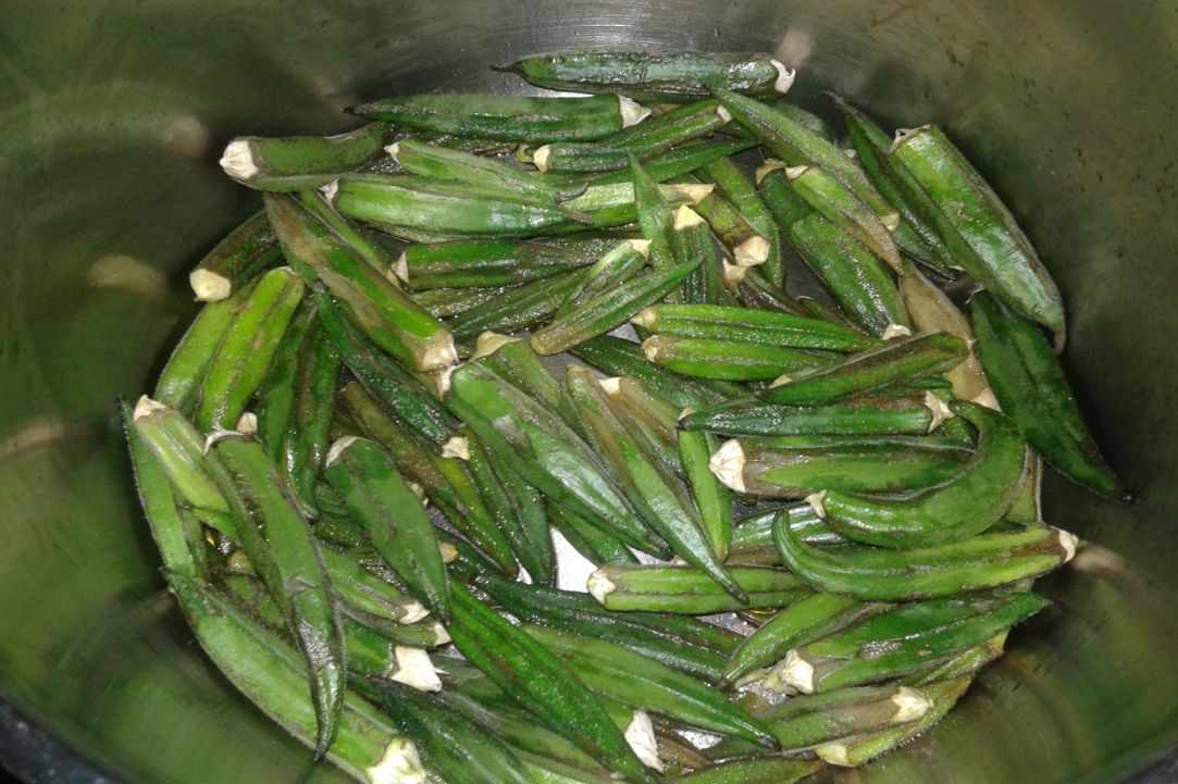 "Mpamies laderes" - okra ladies fingers