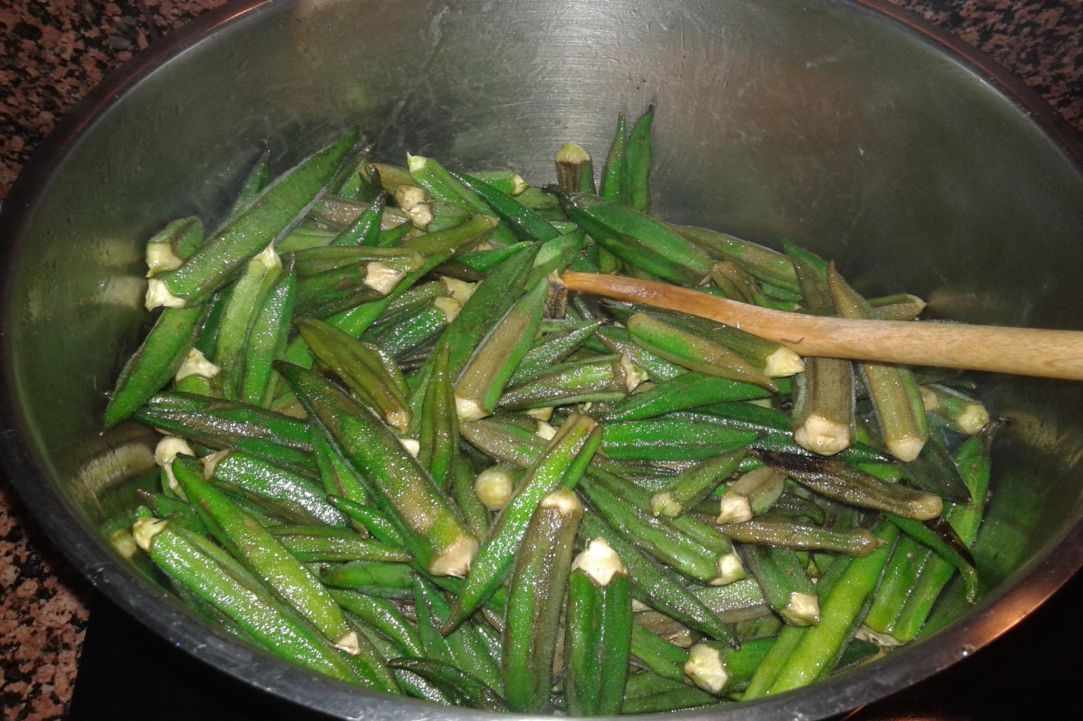 "Mpamies laderes" - okra ladies fingers