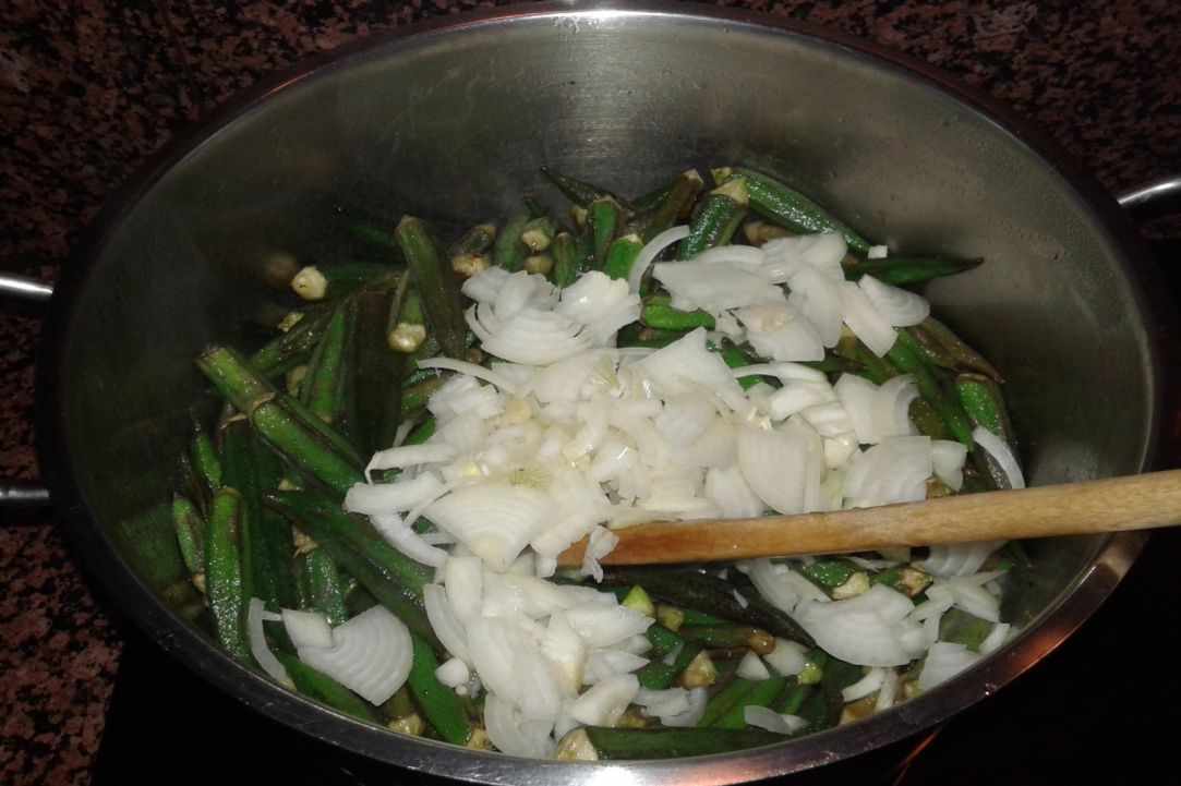 "Mpamies laderes" - okra ladies fingers