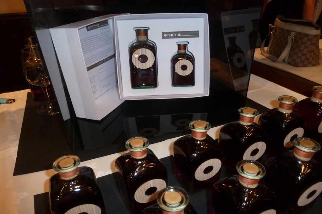 Commandaria gallery image 1