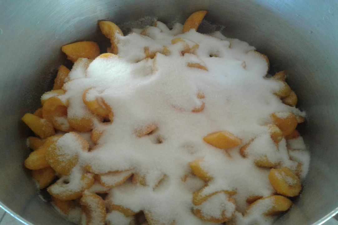 Apricot jam recipe gallery image 4
