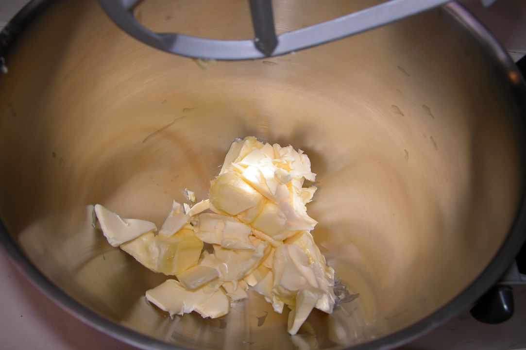 Kourabiedes (Traditional Christmas recipe) gallery image 5