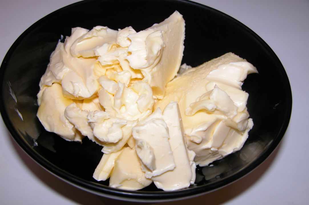 Kourabiedes (Traditional Christmas recipe) gallery image 2
