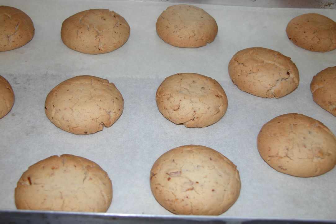 Kourabiedes (Traditional Christmas recipe)