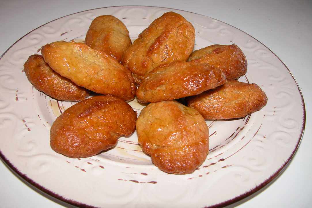 Melomakarona (Christmas Honey cookies)