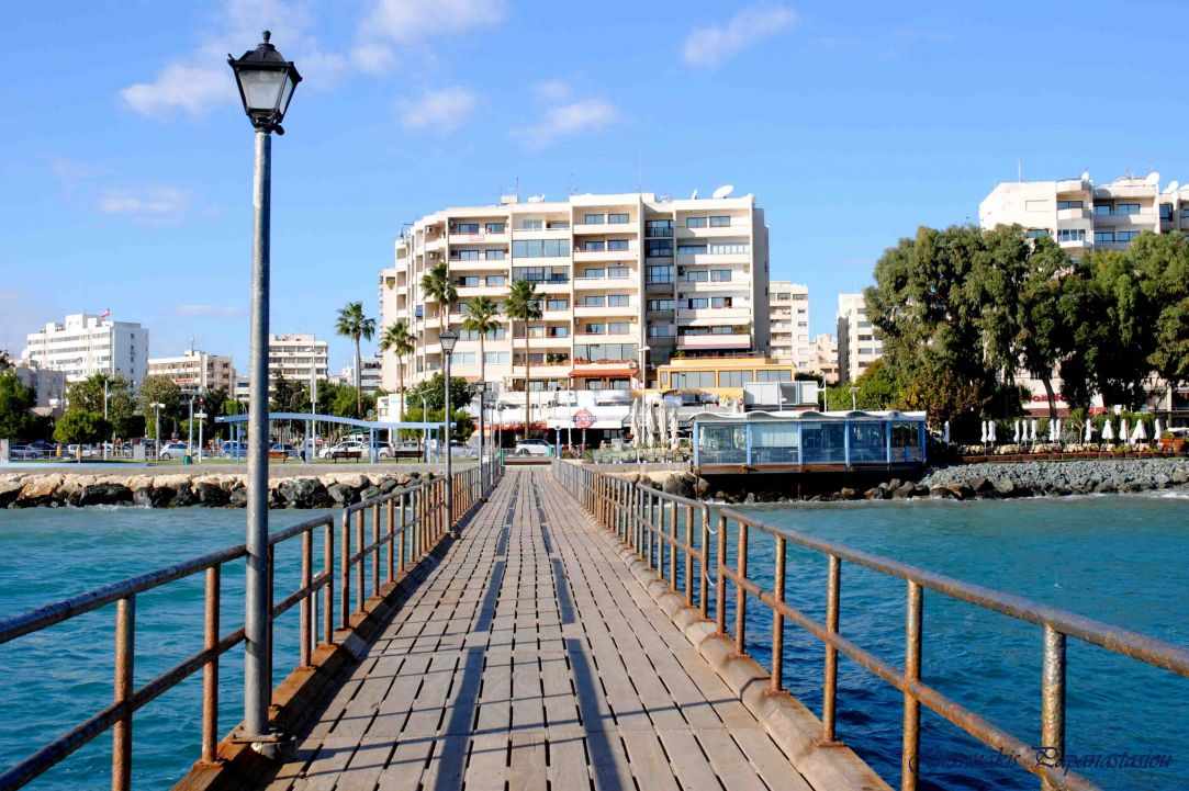 Enaerios Pier