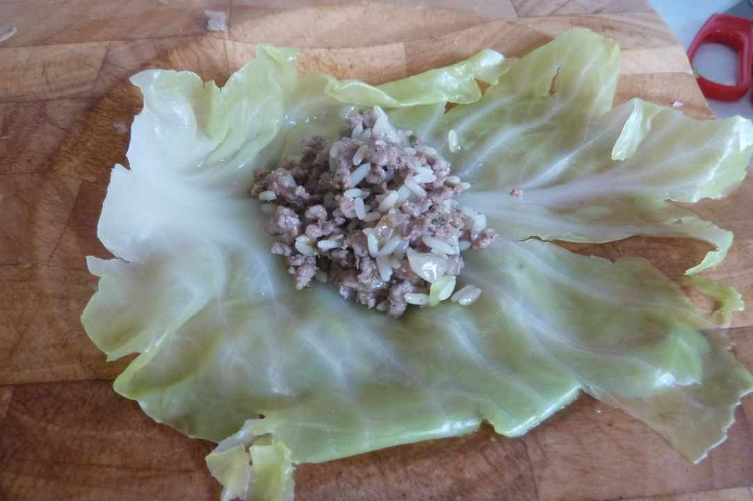Lahanodolmades me avgolemono gallery image 3