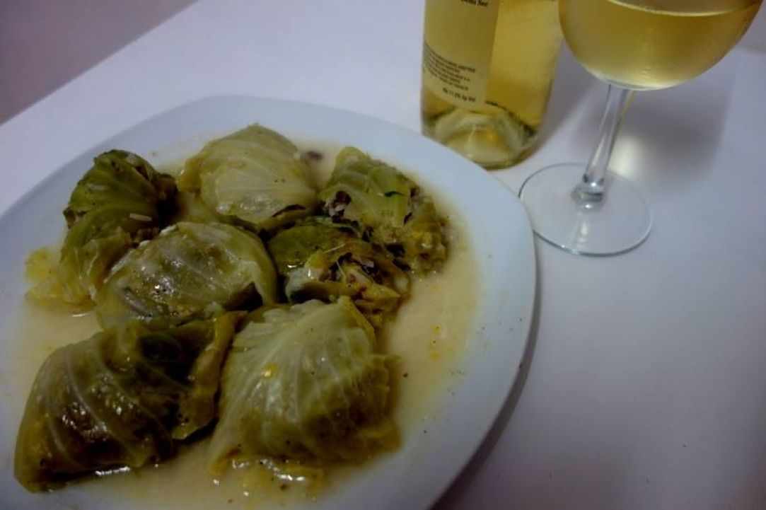 Lahanodolmades me avgolemono gallery image 5