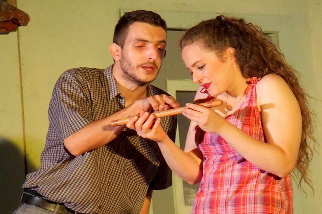  "Egia Kotsini pou pais ..."