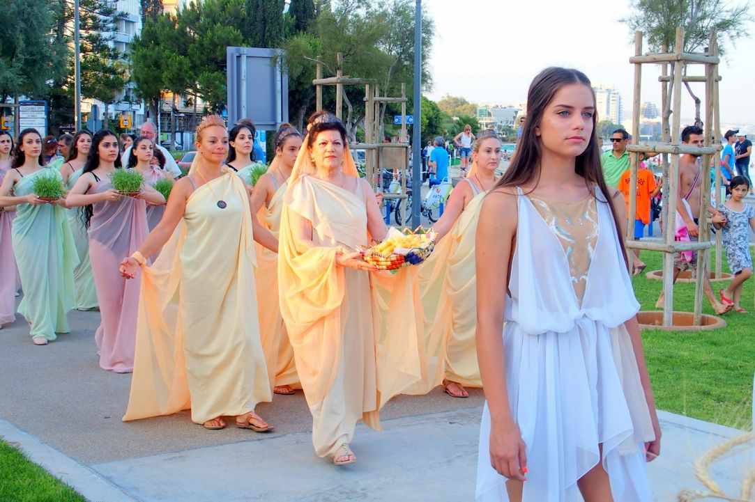 "Adonia" 